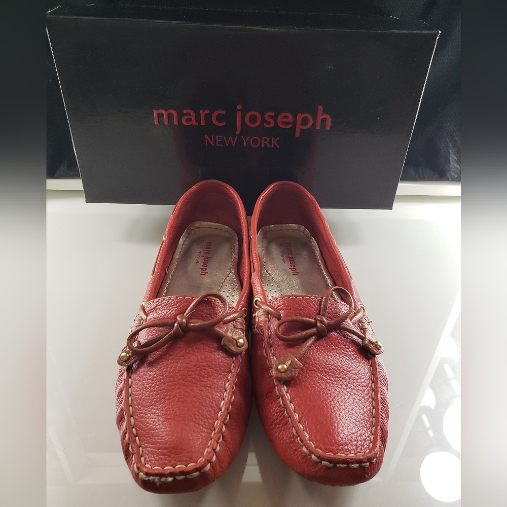 Womans Marc Joseph New York  Cypress Hill Red Loafer Size 8